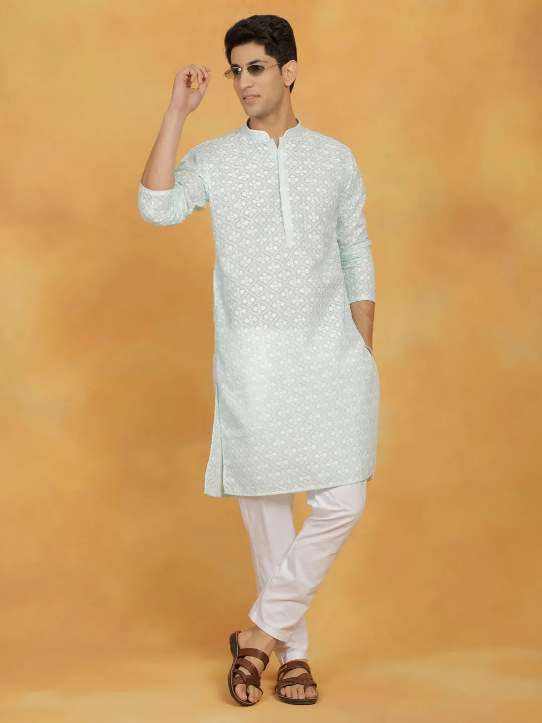 VASTRAMAY Green and White Cotton Kurta Set