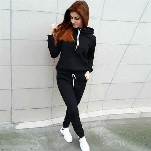 Women’s Wine Pullover Tracksuit for Autumn & Winter Activewear